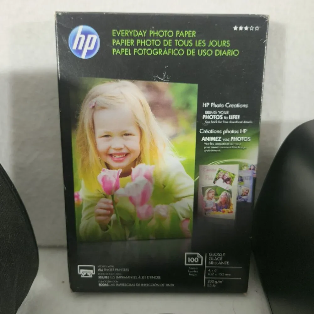 HP Photosmart A646 Digital Bluetooth Photo Inkjet Printer With Bag & Photo Paper